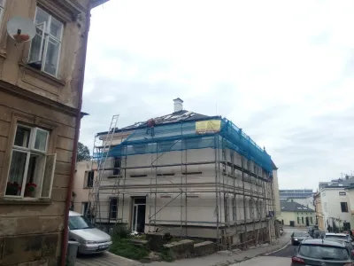 Rekonstrukce střechy IKO Cambridge a pultové části