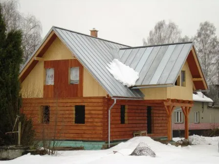 Pozinkovaná falcovaná střecha v Dolánkách (2010)