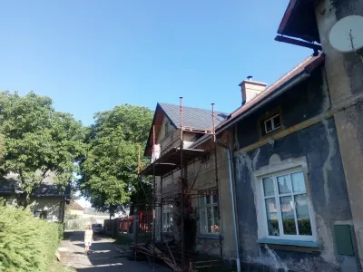 Falcovaná střecha s vikýřem