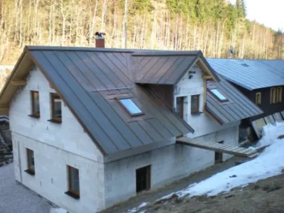 Měděná střecha rodinného domu v Peci pod Sněžkou (2009)