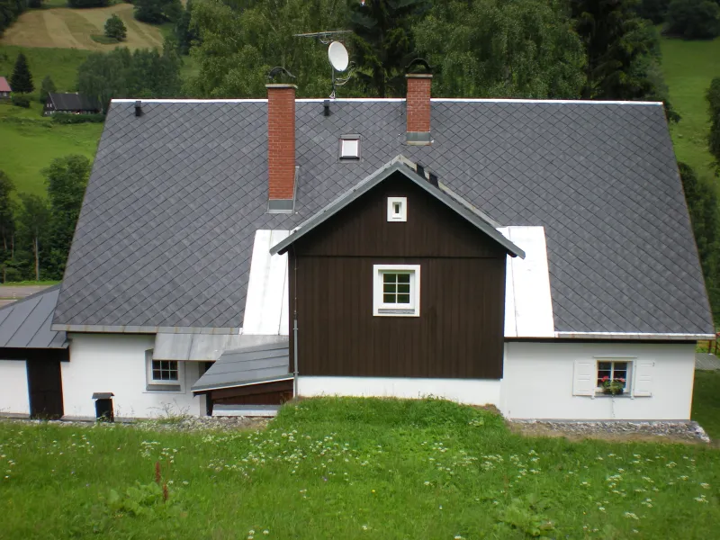 Výměna krytiny za šablony Capaco ve Velké Úpě (2009)