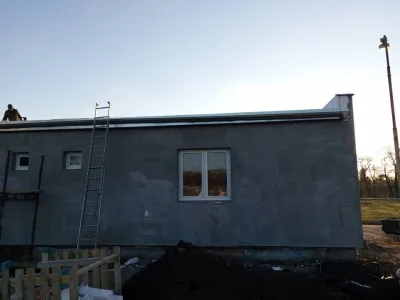 Nová střecha přístavby