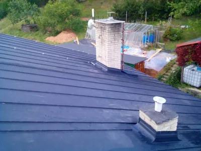 Falcovaná střecha rodinného domu
