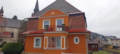 Rekonstrukce mansardové střechy šablonami PREFA